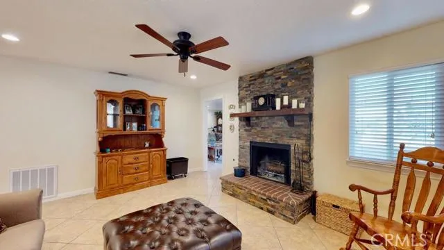 7679 San Bruno Avenue, Hesperia, California 92345