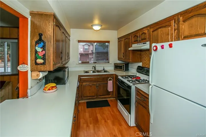 1037 Myrtle Avenue, Big Bear, California 92314