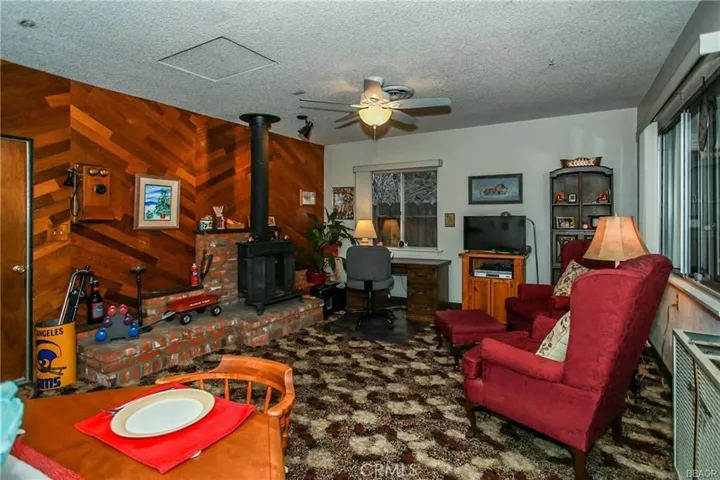 1037 Myrtle Avenue, Big Bear, California 92314