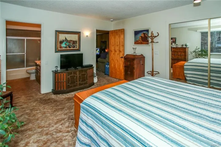 1037 Myrtle Avenue, Big Bear, California 92314
