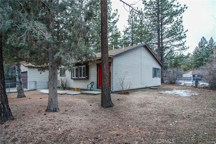 1037 Myrtle Avenue, Big Bear, California 92314