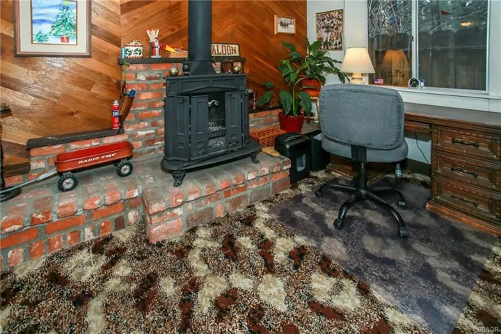 1037 Myrtle Avenue, Big Bear, California 92314