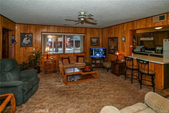 1037 Myrtle Avenue, Big Bear, California 92314