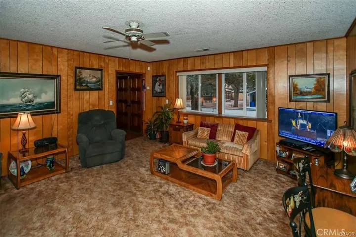 1037 Myrtle Avenue, Big Bear, California 92314