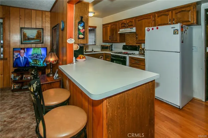 1037 Myrtle Avenue, Big Bear, California 92314