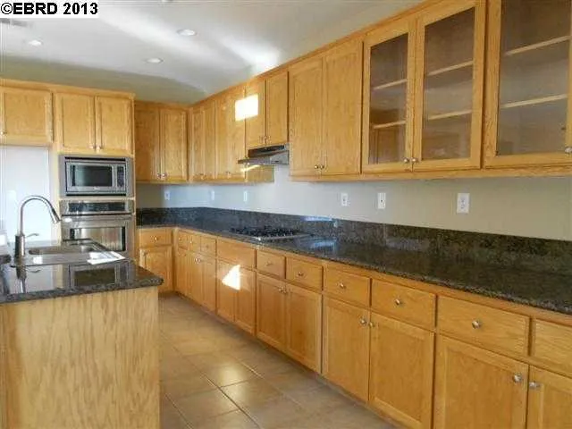 209 W Country Club Dr, Brentwood, California 94513-5081