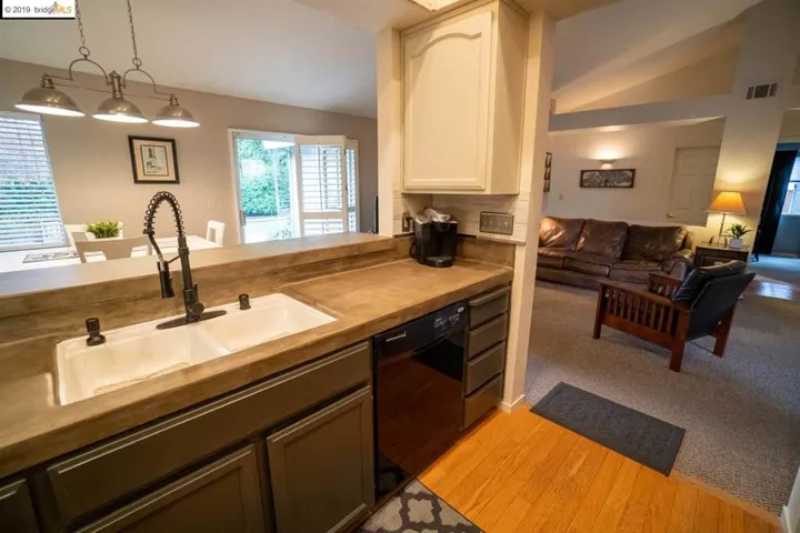 413 Amberleaf Way, Brentwood, California 94513