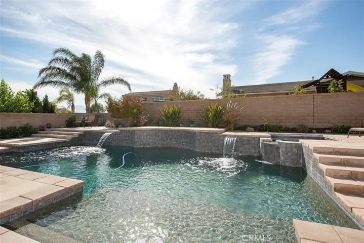 2760 Wycliffe Street, Corona, California 92879