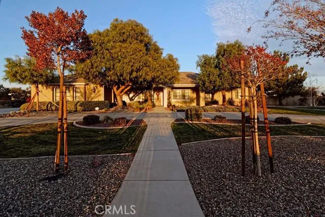 12078 Lamplighter Lane, Oak Hills, California 92344