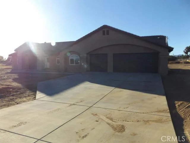 14675 Aspen Street, Hesperia, California None
