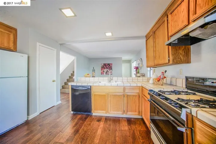 945 Buckskin Ter, Brentwood, California 94513