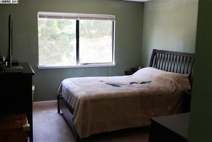 104 Sheffield, Hercules, California 94547-3692