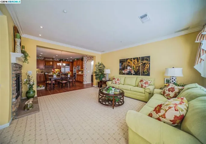 1100 Tachella Way, Brentwood, California 94513