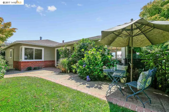 5660 Balboa Drive, Oakland, California 94611