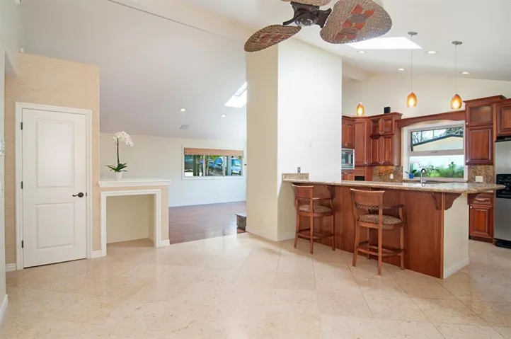 742 Arden Drive, Encinitas, California 92024