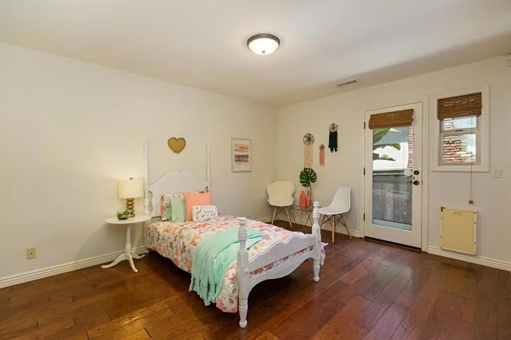742 Arden Drive, Encinitas, California 92024