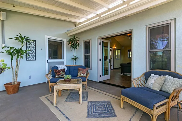 742 Arden Drive, Encinitas, California 92024