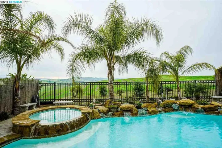 2781 St Andrews Dr, Brentwood, California 94513