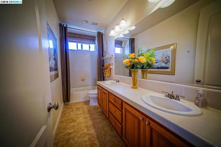 2859 Spanish Bay Dr, Brentwood, California 94513