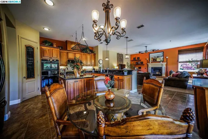 2859 Spanish Bay Dr, Brentwood, California 94513
