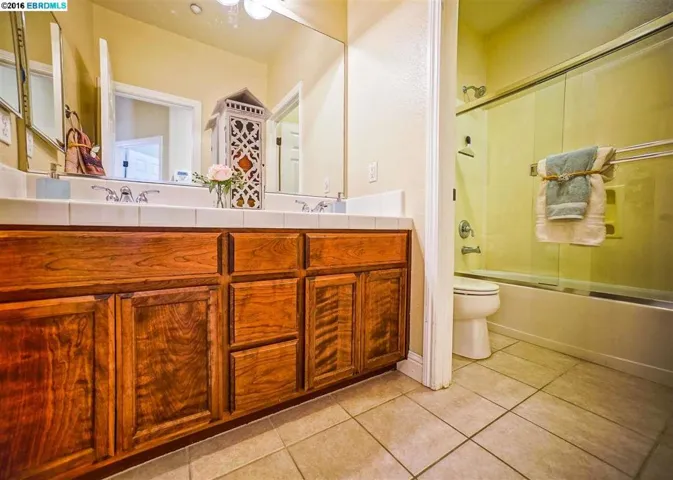 2570 Handel Way, Brentwood, California 94513