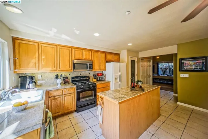 2073 Heartland Cir, Brentwood, California 94513