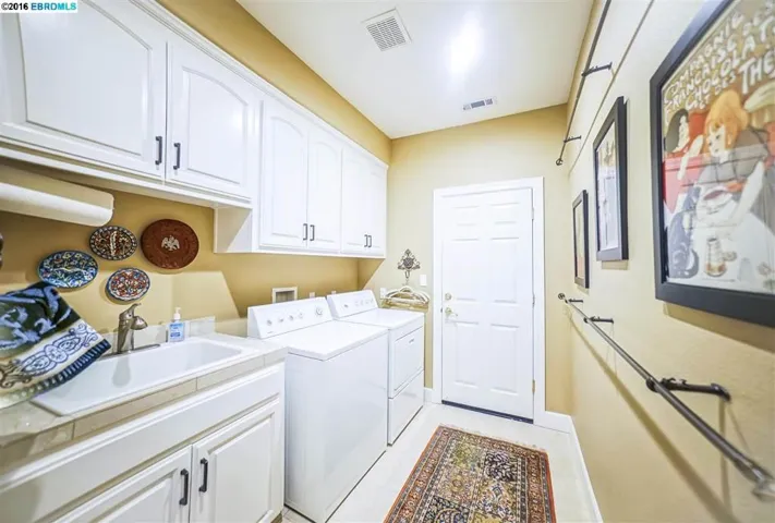2017 Chambers Cir, Brentwood, California 94513