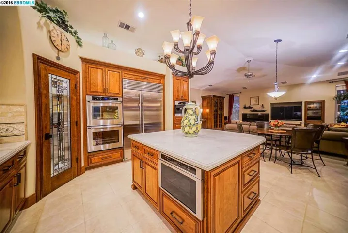 2017 Chambers Cir, Brentwood, California 94513