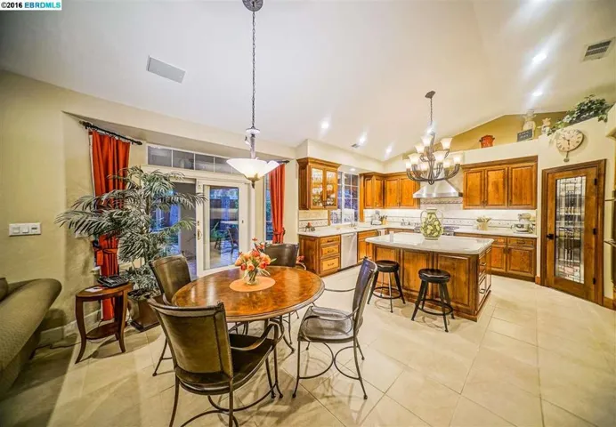 2017 Chambers Cir, Brentwood, California 94513