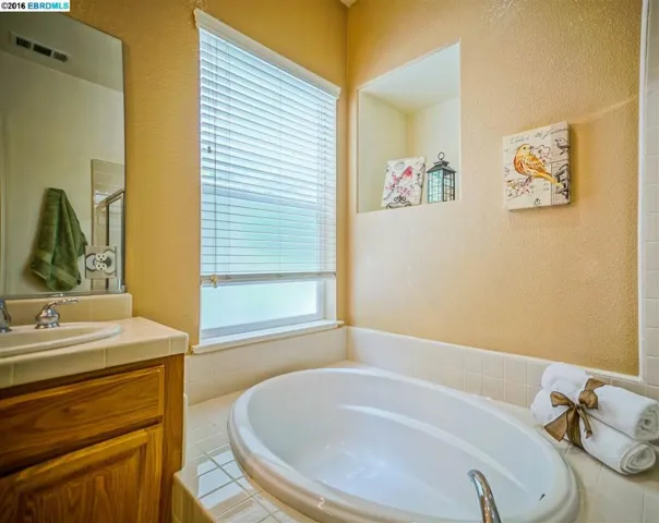 625 Eastwood Ct, Brentwood, California 94513
