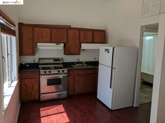 3221 Lorenzo Ave, Oakland, California 94619