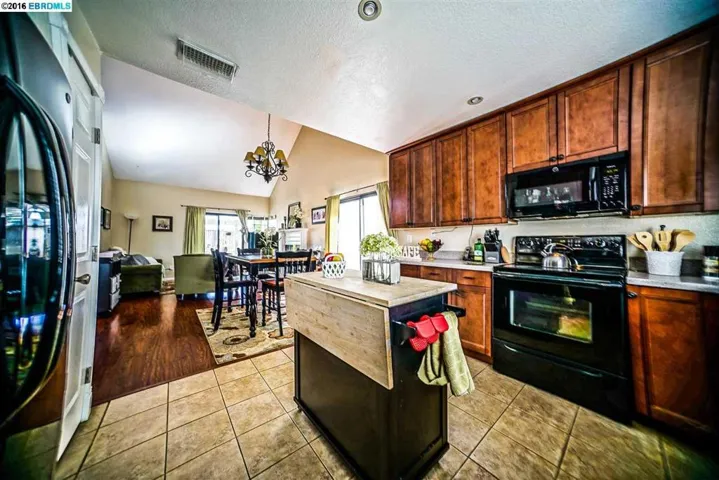 302 Grovewood Loop, Brentwood, California 94513
