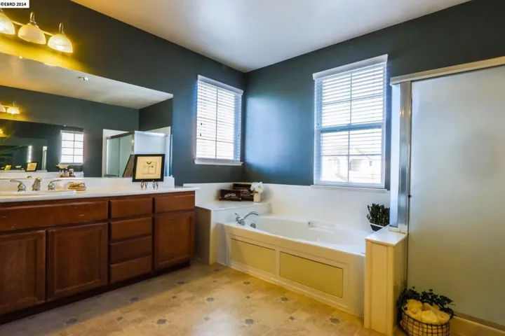 822 Riviera Ct, Brentwood, California 94513
