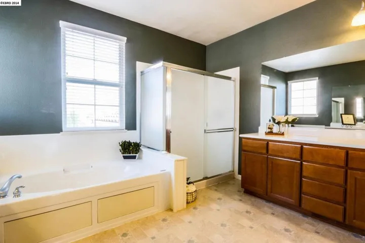822 Riviera Ct, Brentwood, California 94513