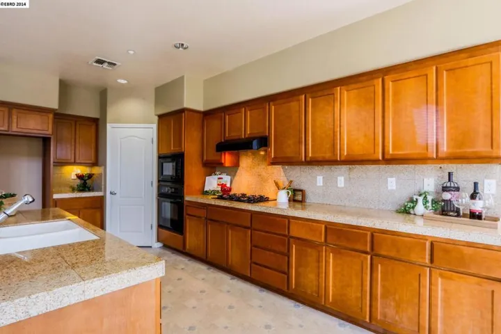 822 Riviera Ct, Brentwood, California 94513
