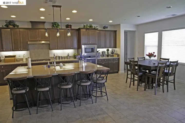 593 Plymouth Ct, Brentwood, California 94513