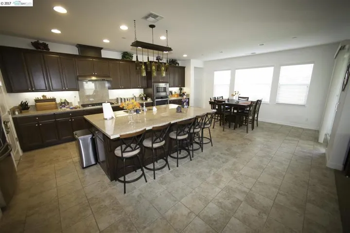 593 Plymouth Ct, Brentwood, California 94513