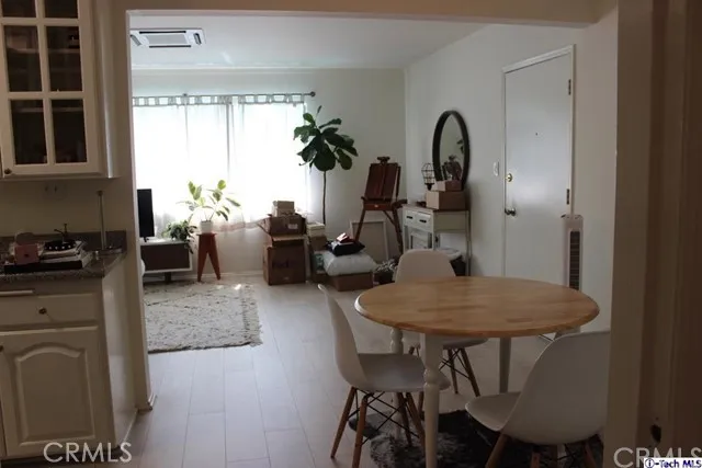 1435 N Fairfax Avenue 21, West Hollywood, California 90046