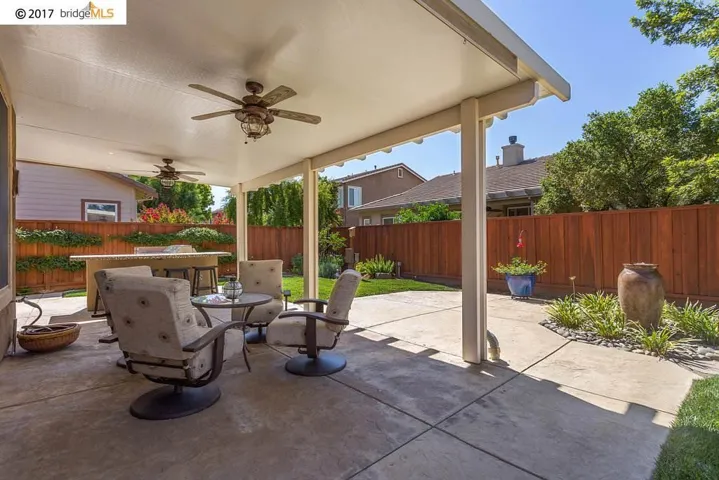 912 Redhaven St, Brentwood, California 94513
