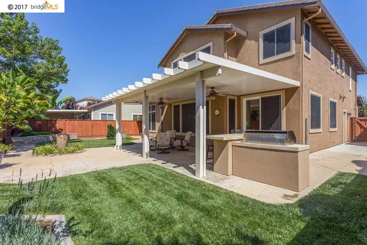 912 Redhaven St, Brentwood, California 94513
