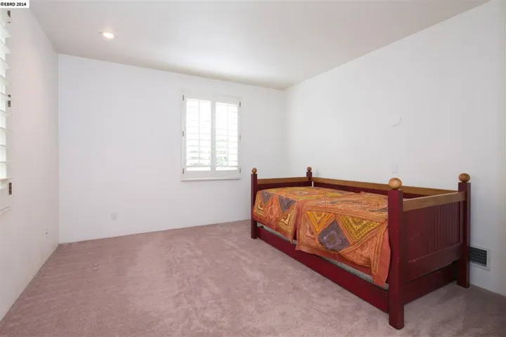 1200 Westview Dr, Berkeley, California 94705-1651