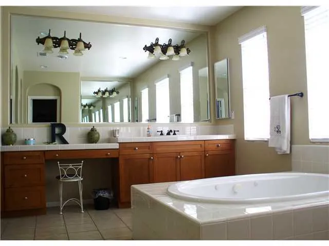 7396 Sitio Lima, Carlsbad, California 92009