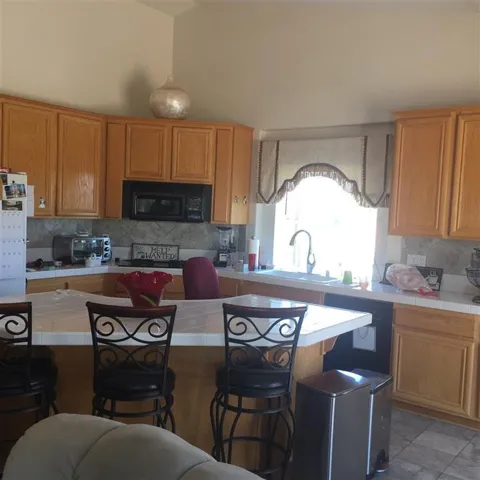 1432 W 11th Avenue, Escondido, California 92029