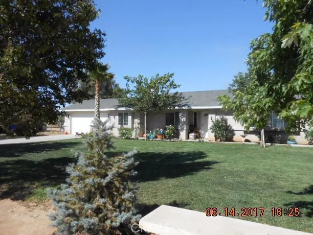 10567 Jamul Road, Apple Valley, California 92308