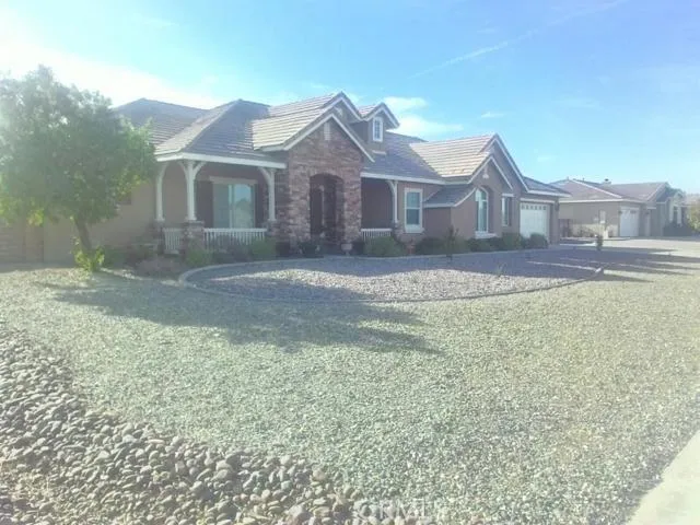 12389 Winesap Road, Apple Valley, California 92308