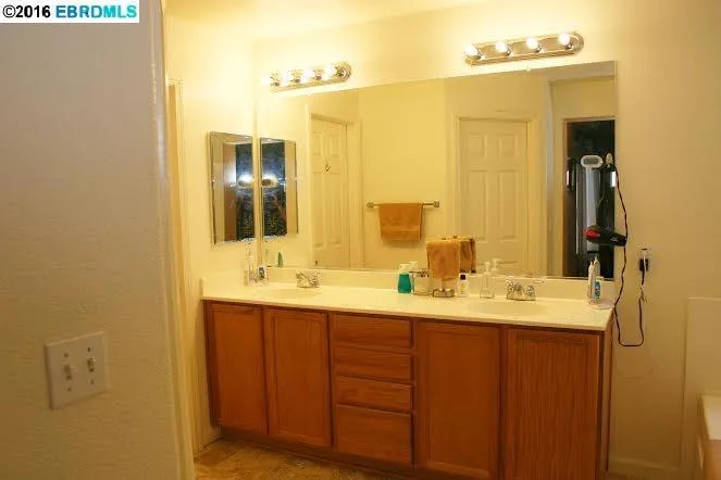 936 Sawyer Way, Brentwood, California 94513-8330