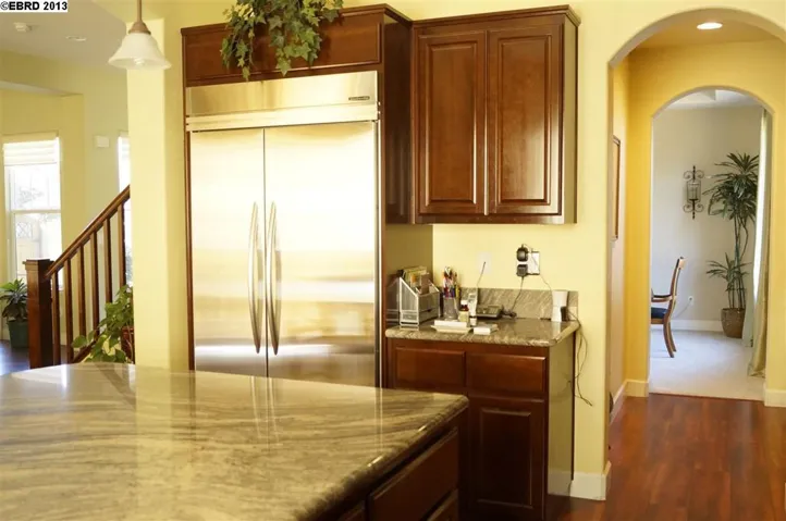 Kitchen/Butler Pantry