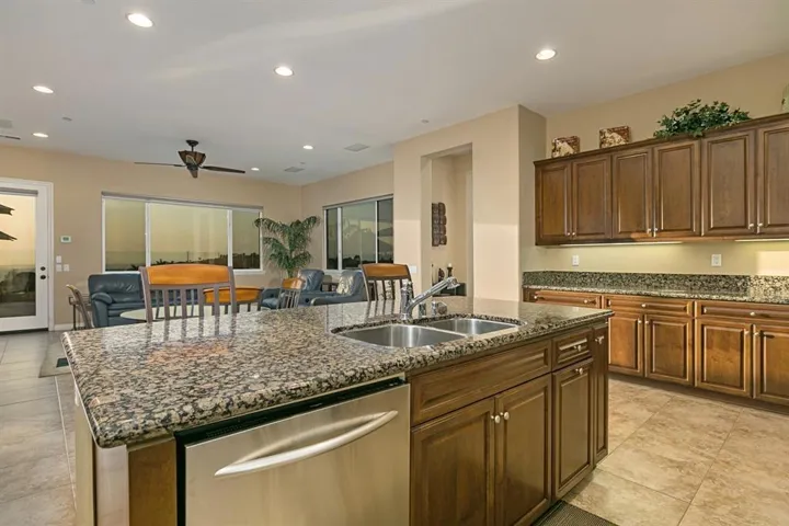 1705 Cuadro Vista, San Marcos, California 92078