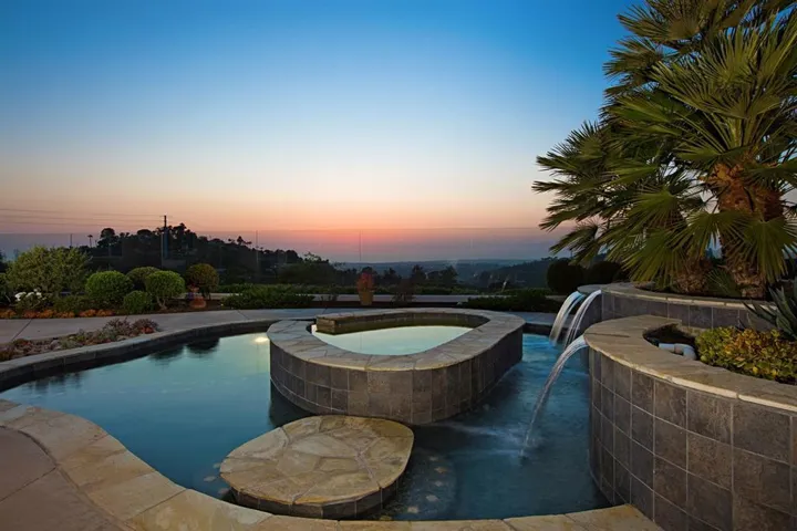 1705 Cuadro Vista, San Marcos, California 92078