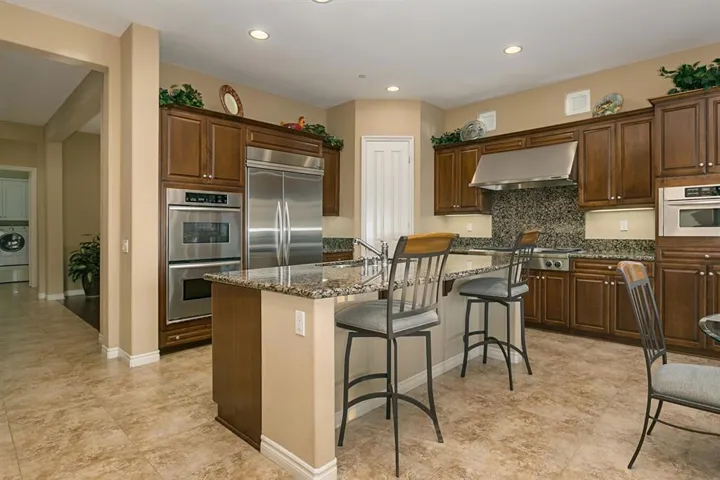 1705 Cuadro Vista, San Marcos, California 92078
